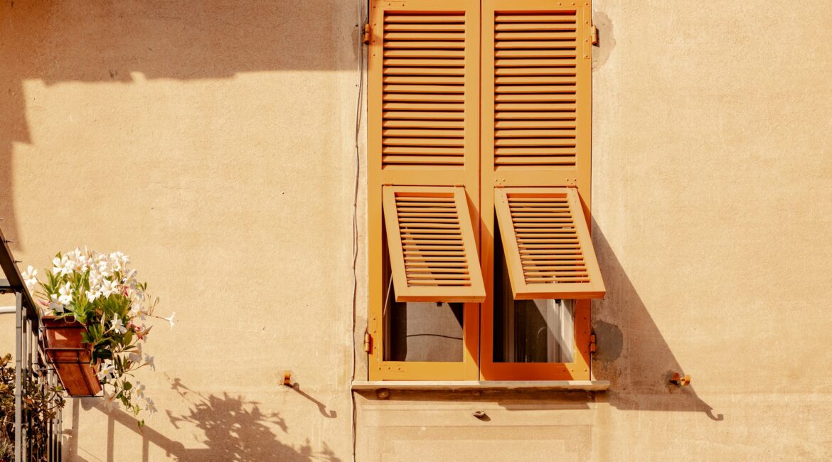 hurricane shutter